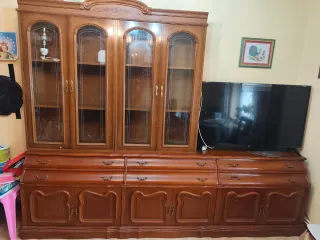 Mueble de salón madera y cristal Entero/por partes