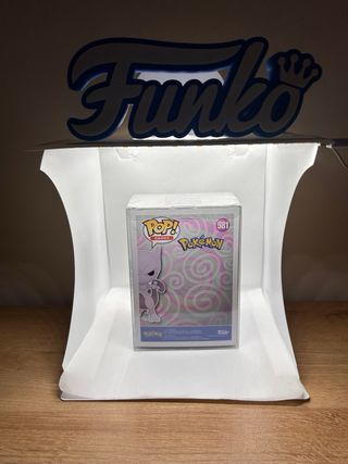 Funko Pop Pokémon Mewtwo 581