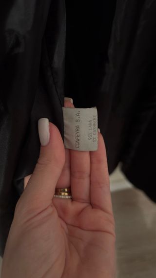 Abrigo de lana negro