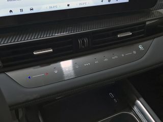 Ebro S700 1.5 TGDI PHEV Luxury E-CVT