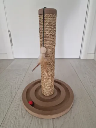 Rascador para gatos nuevo