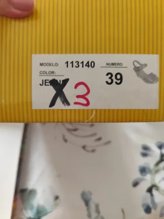 Sandalias cuña Paula Urban negras/marrones