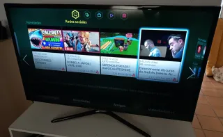 Televisor Samsung negro y televisor Thomson negro