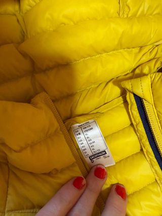 Cazadora acolchada amarilla