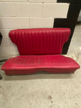 Asiento Coche Antiguo Rojo