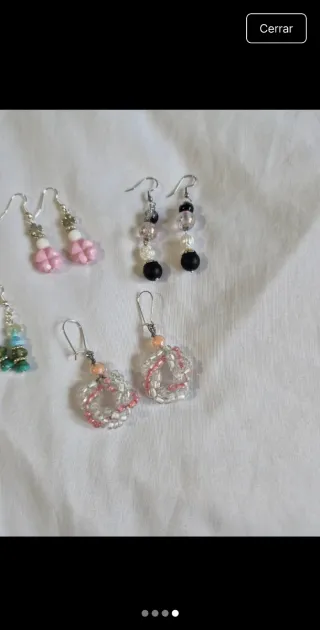 4 pares de pendientes de bisutería