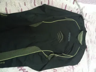 Camiseta térmica Kipsta Talla Única Negra