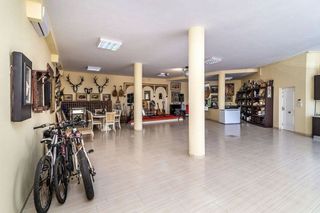 Chalet en alquiler en Elviria en Marbella