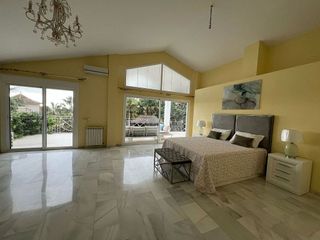 Chalet en alquiler en Elviria en Marbella