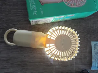 Mini ventilatore USB con luce