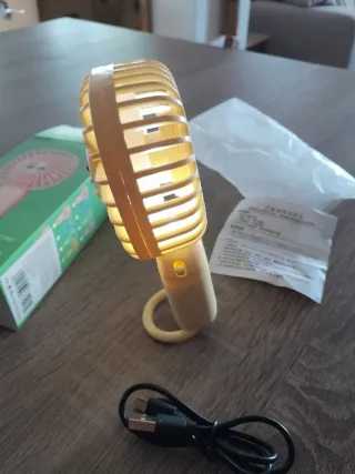 Mini ventilatore USB con luce