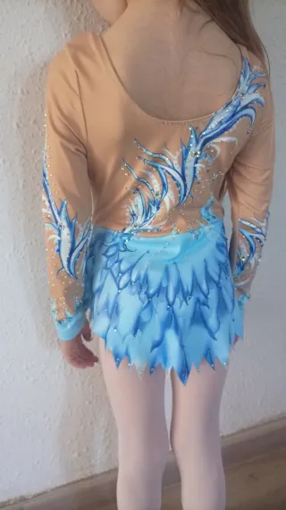Vestido de patinaje artístico