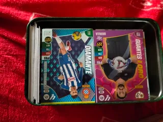 Cartas Adrenalyn XL 24-25