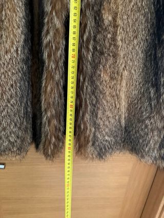 Abrigo de zorro rojo