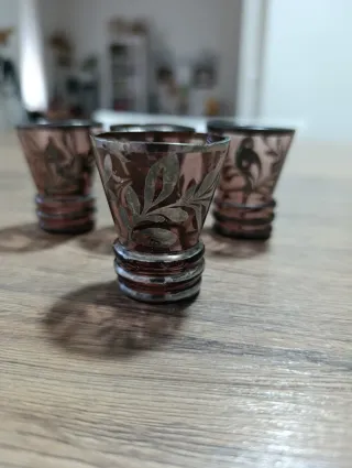 Bicchierini Art Decò colore peugna e argento