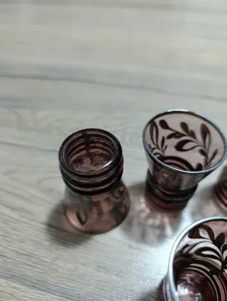 Bicchierini Art Decò colore peugna e argento