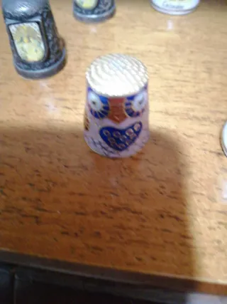 Collezione di ditali decorativi