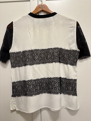 Camiseta Zara encaje blanco y negro