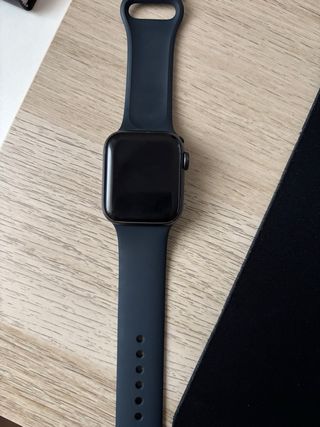 Apple Watch SE Space Gray