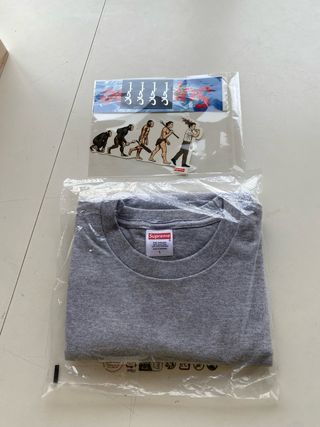 Camiseta Supreme Arabic Box Logo Talla L Gris