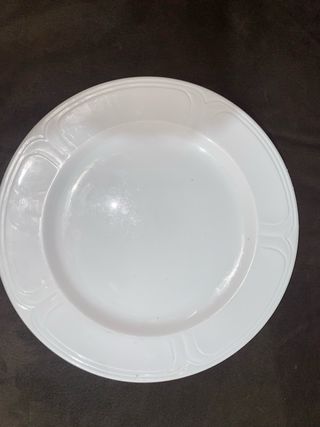 Vajilla de porcelana blanca