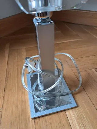 Lámparas de mesita cristal y metal