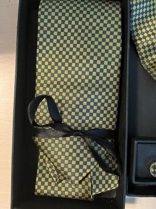 Conjunto corbata 100% seda + gemelos + pañuelo NUEVO