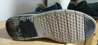 Zapatos cómodos azul,1 puesta, me vinieron grandes