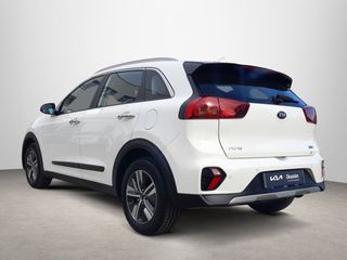 Kia Niro 1.6 GDi HEV 104kW (141CV) Drive