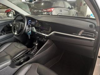 Kia Niro 1.6 GDi HEV 104kW (141CV) Drive