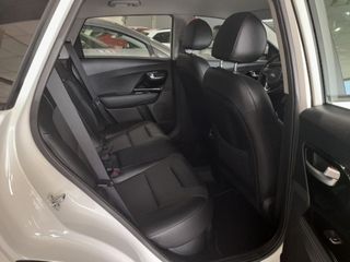 Kia Niro 1.6 GDi HEV 104kW (141CV) Drive