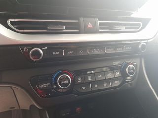 Kia Niro 1.6 GDi HEV 104kW (141CV) Drive