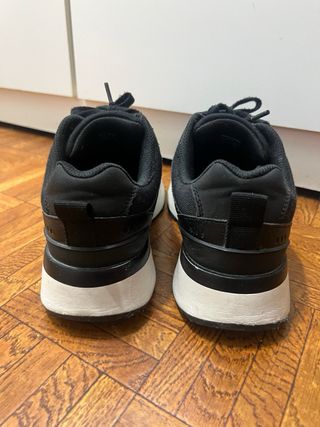 Zapatillas Zara Negras  Numero 37-24cm