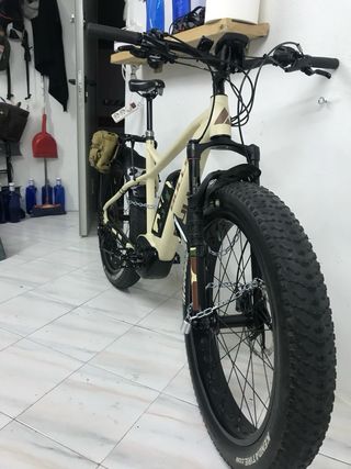Bicicleta Eléctrica Fat Bike Beige