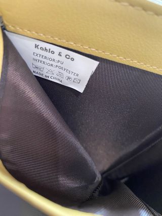 Cartera beige acolchada Khalo