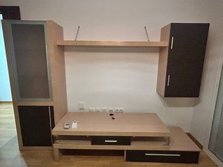 Mueble modular salón madera y cristal