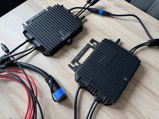 Kit Solar Bluetti Batería 2150Wh + Microinversores