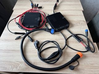 Kit Solar Bluetti Batería 2150Wh + Microinversores