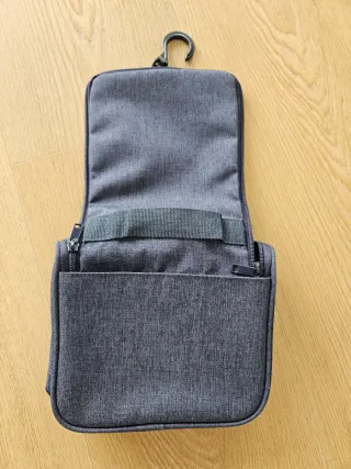Neceser Muji Colgante Azul Marino
