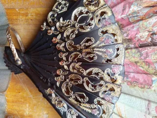 Conjunto di ventagli decorativi