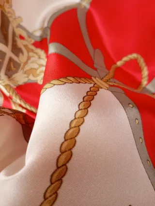 Blusa Joola Estampada Roja y Blanca