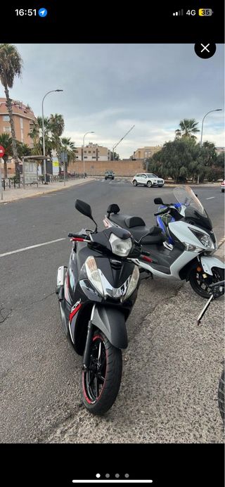 Honda SH 300 Scooter Automática