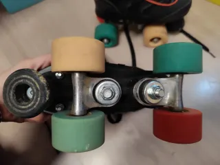 Patines 4 Ruedas Negros