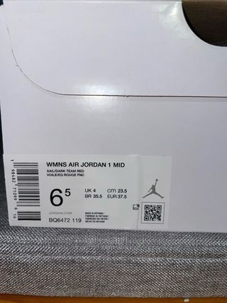 Air Jordan 1 Mid Rojas y Blancas nuevas