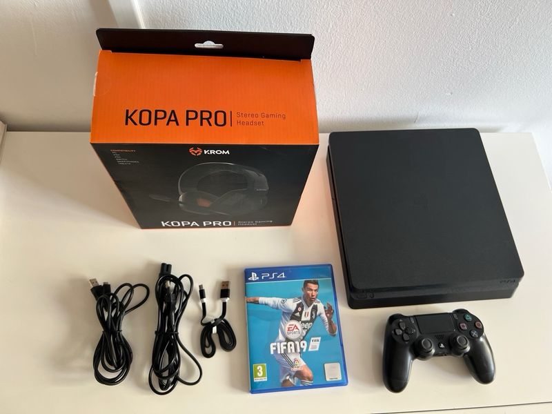 PS4 Slim 1TB + Mando + Cascos + FIFA 19 afbeelding 7