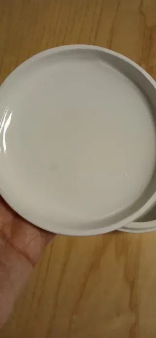 Scatola portagioie vintage in porcellana