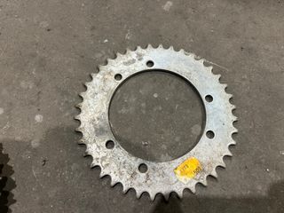 Coronas de arrastre moto NUEVAS