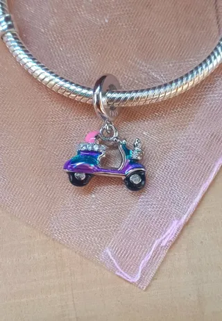 Charm Colgante | Moto estilo Scooter