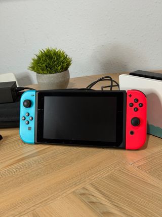 Nintendo Switch Azul y Rojo