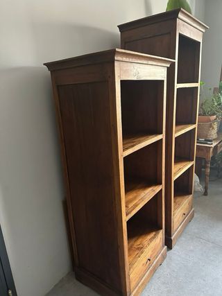 Estanterías de madera